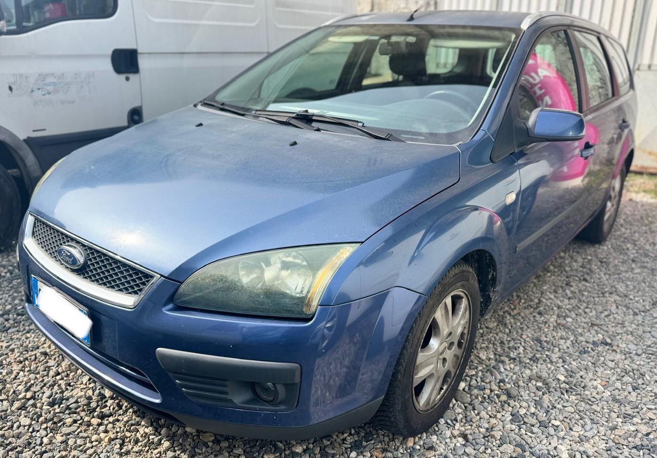 Ford Focus 1.6 TDCi (90CV) Sw adatta neopatentati