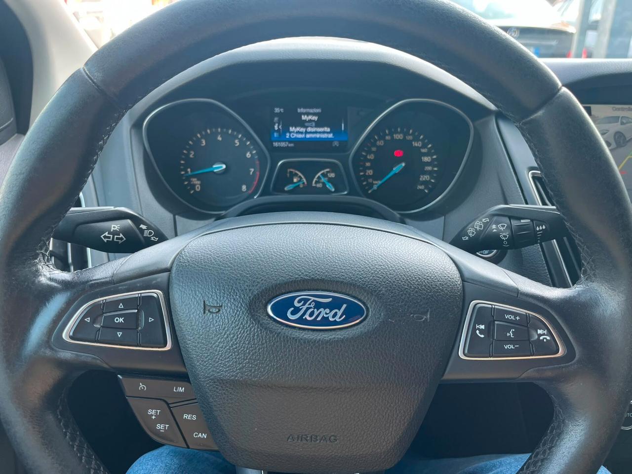 Ford Focus 5p 1.0 ecoboost Titanium s
