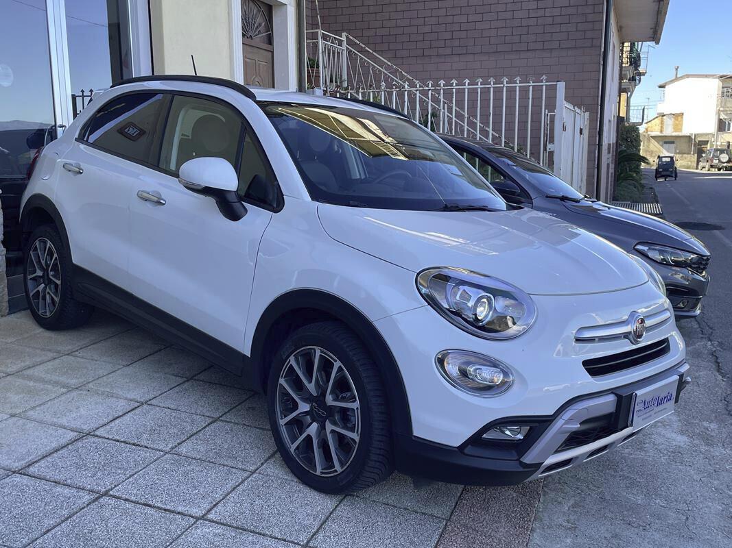 Fiat 500X 1.6 MultiJet 120 CV Cross Plus "UCONNECT 7" HD Live Navigatore, Fari Bixeno, Cerchi da 18"