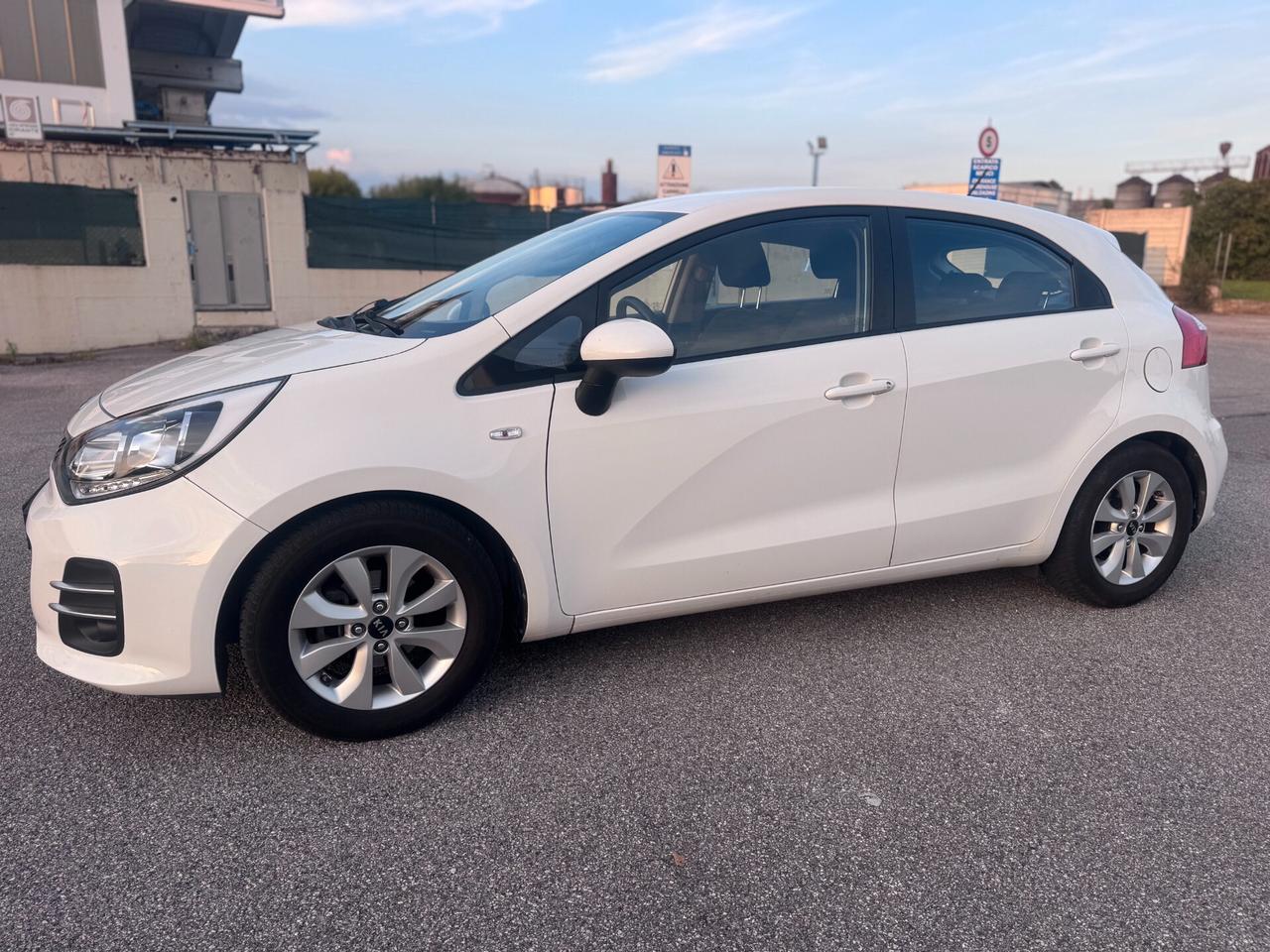 Kia Rio 1.2 CVVT 5p. ECO GPL Cool