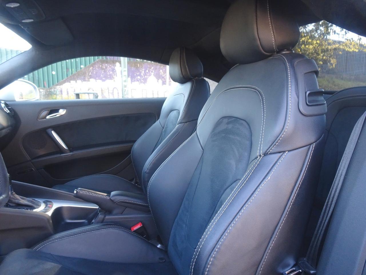 Audi TT Coupé 3.2 V6 quattro
