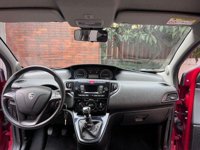 LANCIA Ypsilon 1.0 FireFly 5 porte Hybrid Ecochic Silver