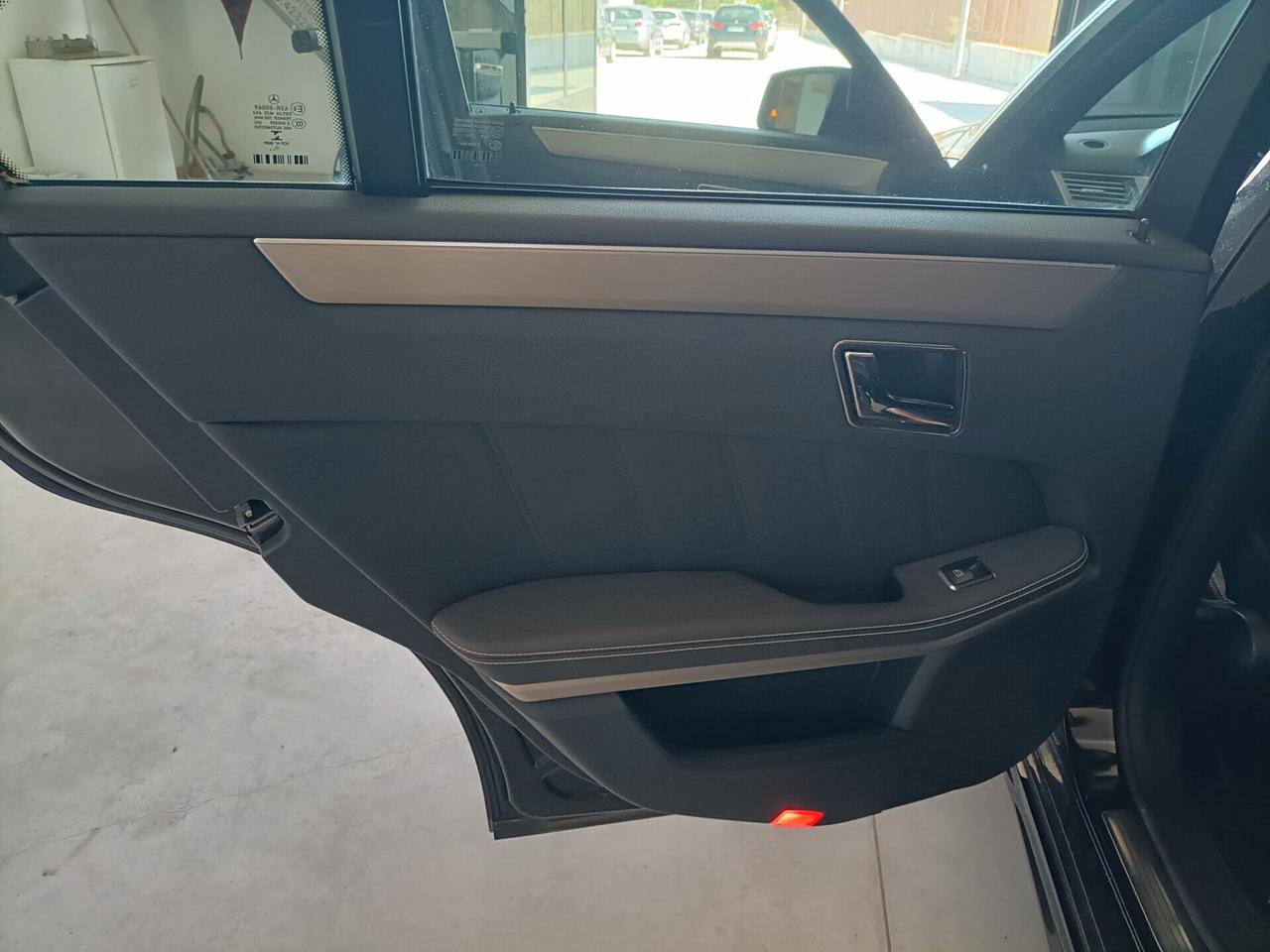 Mercedes-benz E 250 CDI BlueEFFICIENCY Avantgarde AMG - 2010