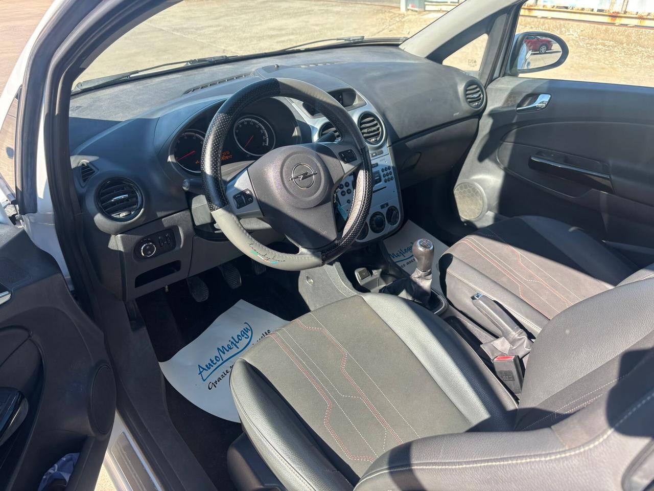Opel Corsa 1.2 85CV 3 porte GPL-TECH Edition