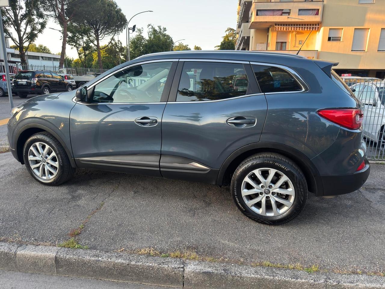 Renault Kadjar 1.5 dci 110CV NEOPATEN GARANZIA 12 MESI