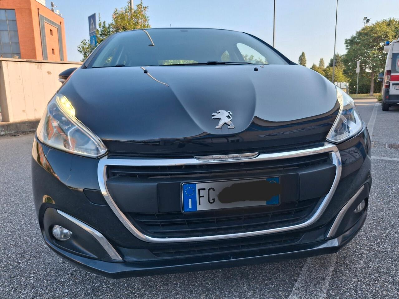 Peugeot 208 PureTech 82cv.-EURO 6-NEOPATENTATI-