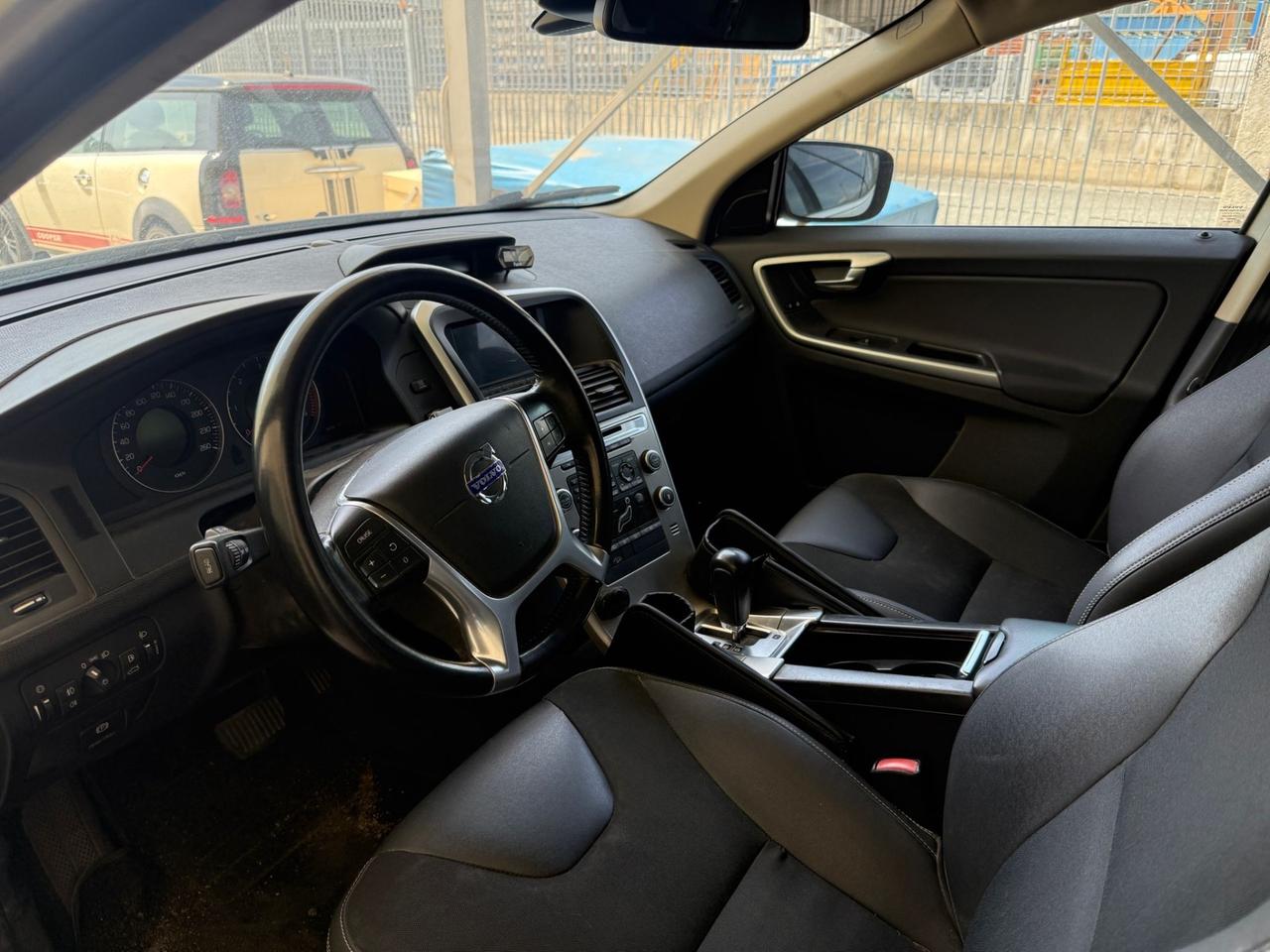 Volvo XC 60 XC60 2.4 D 163 CV AWD Momentum