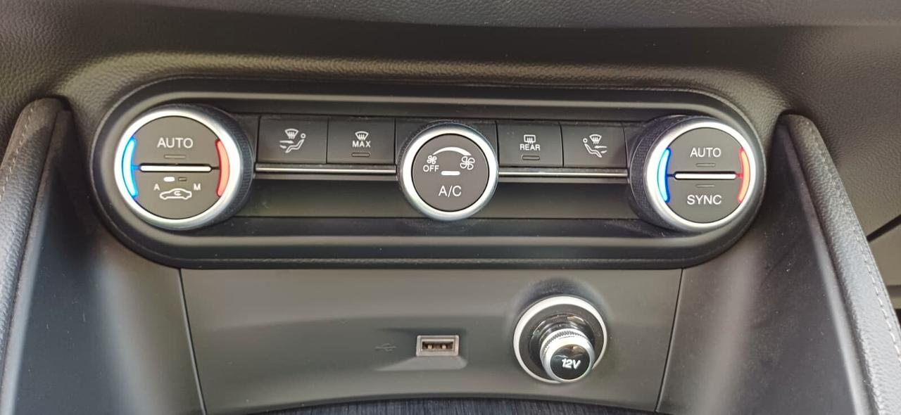 Alfa Romeo Stelvio 2.2 Turbodiesel 160 CV AT8 RWD Business