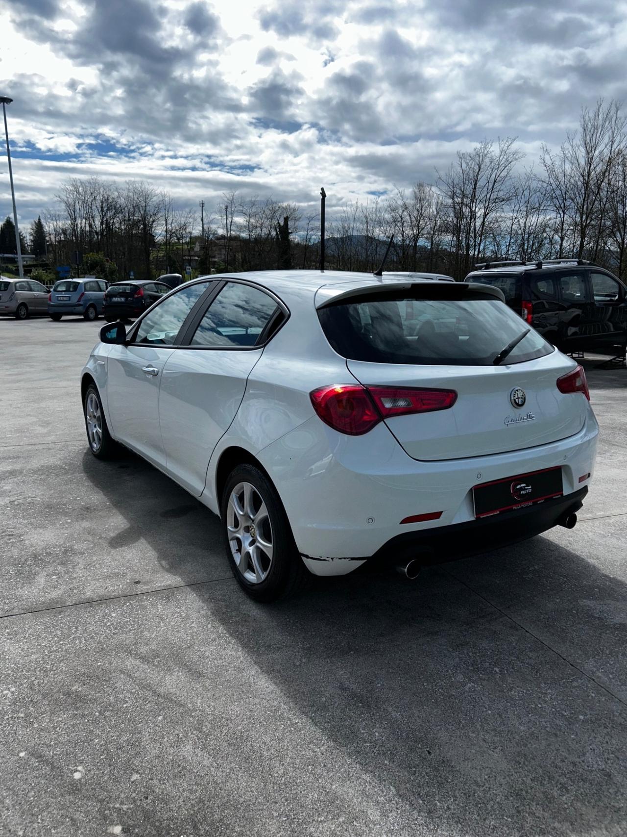 Alfa Romeo Giulietta 2.0 JTDm-2 140 CV Distinctive