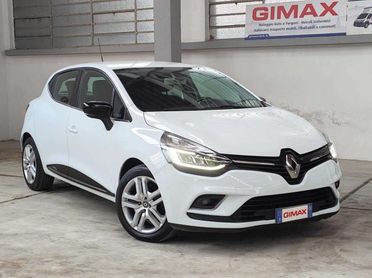 RENAULT Clio Clio 1.5 dci Moschino Intens 90cv