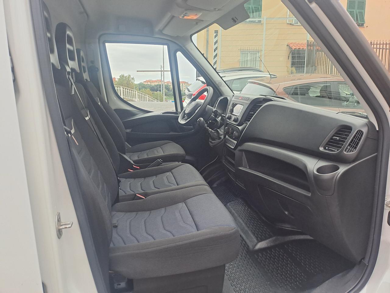 IVECO DAILY 35s12 V 3520 H2