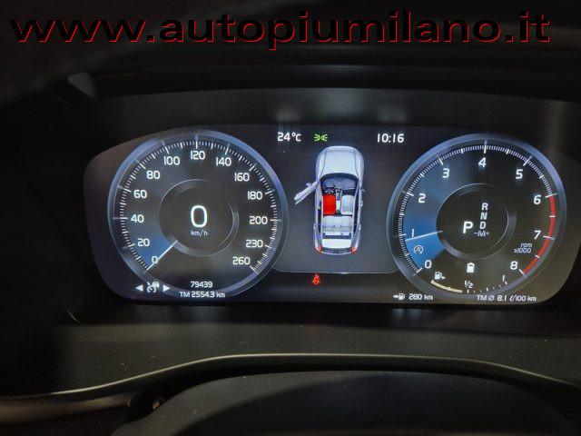 VOLVO XC40 B4 AWD Geartronic R-design
