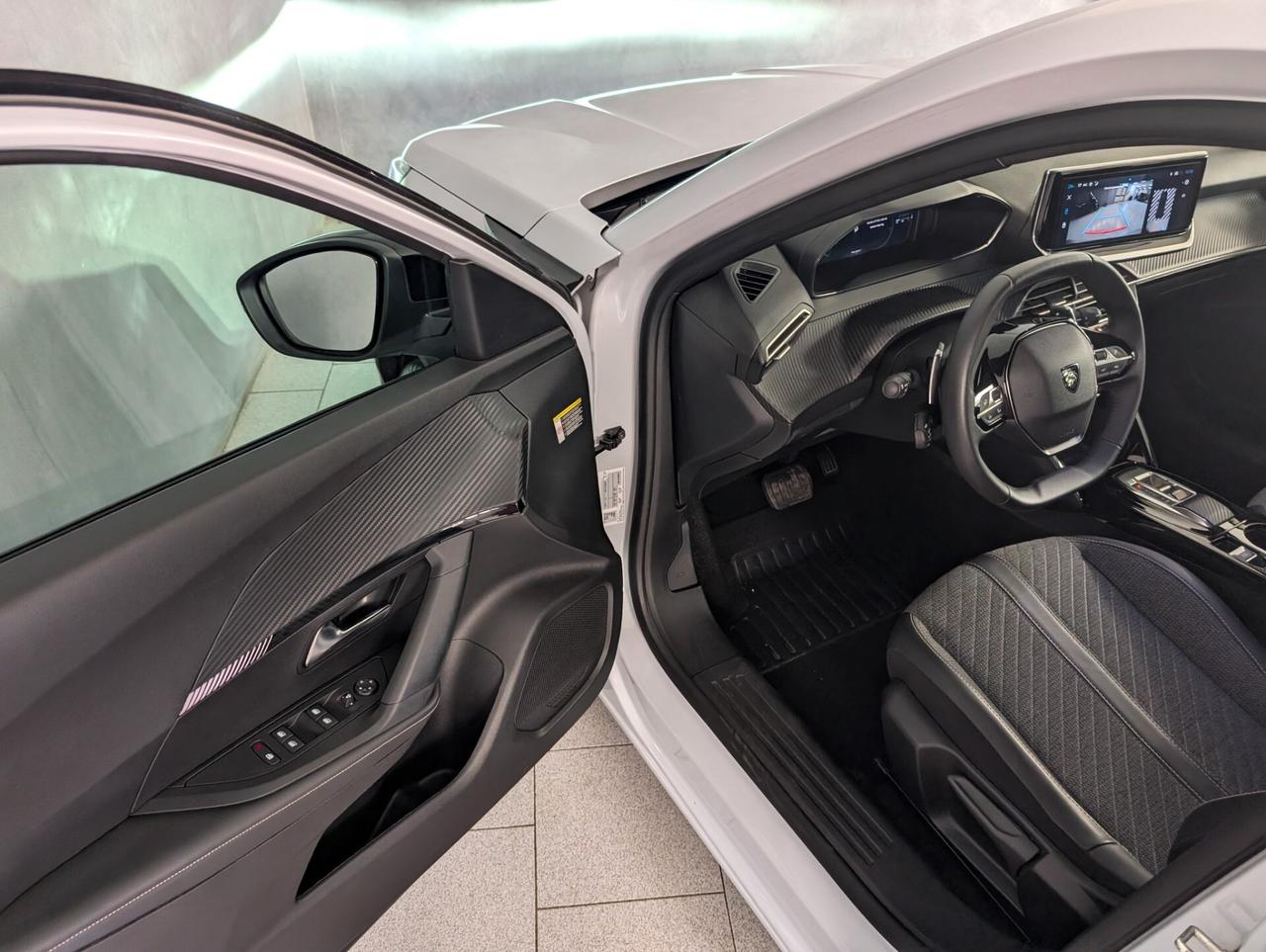 PEUGEOT 2008 PURETECH 130 CV EAT8 ALLURE