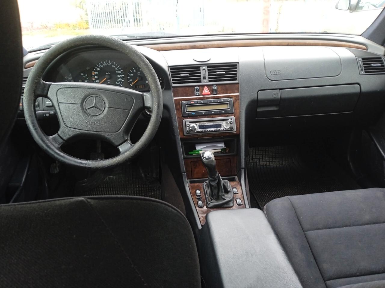 Mercedes-benz C 200 C 200 Kompressor cat S.W. Elegance