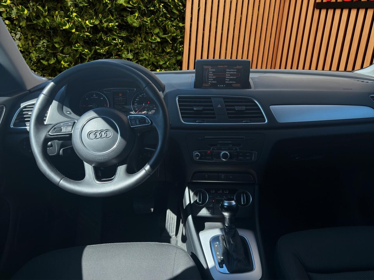 Audi Q3 2.0 TDI 120 CV S-TRONIC