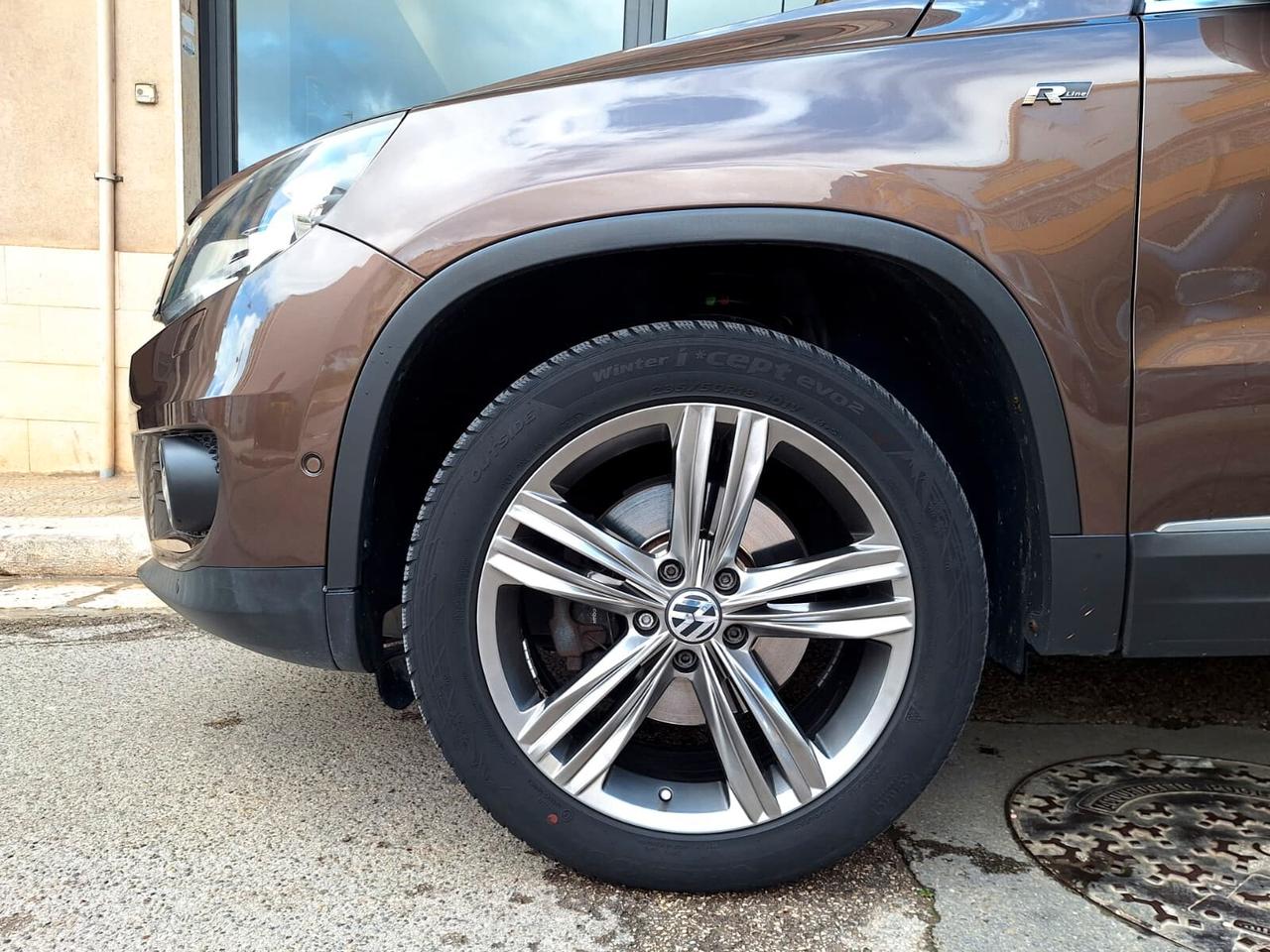 Volkswagen Tiguan 2.0 TDI 140 CV Sport & Style BlueMotion Technology