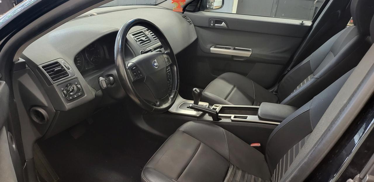 Volvo V50 2.0 D cat Summum