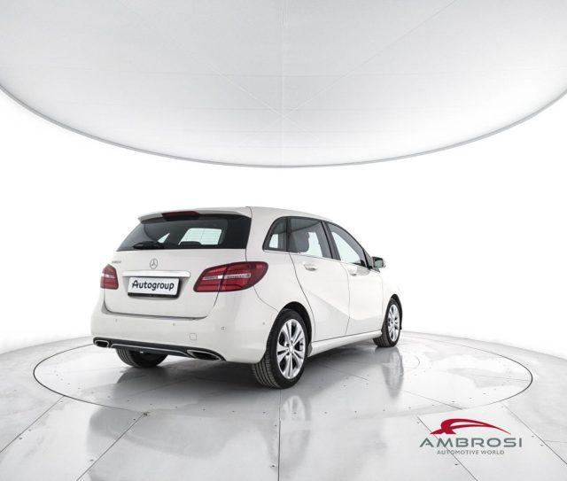MERCEDES-BENZ CLA sse B 180 CDI Sport