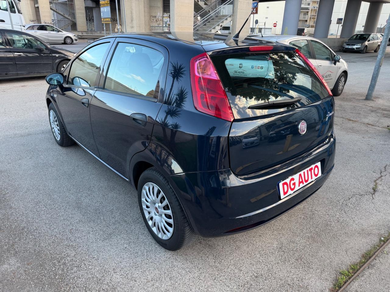 Fiat Grande Punto 1.2 benzina 69 cv 2012