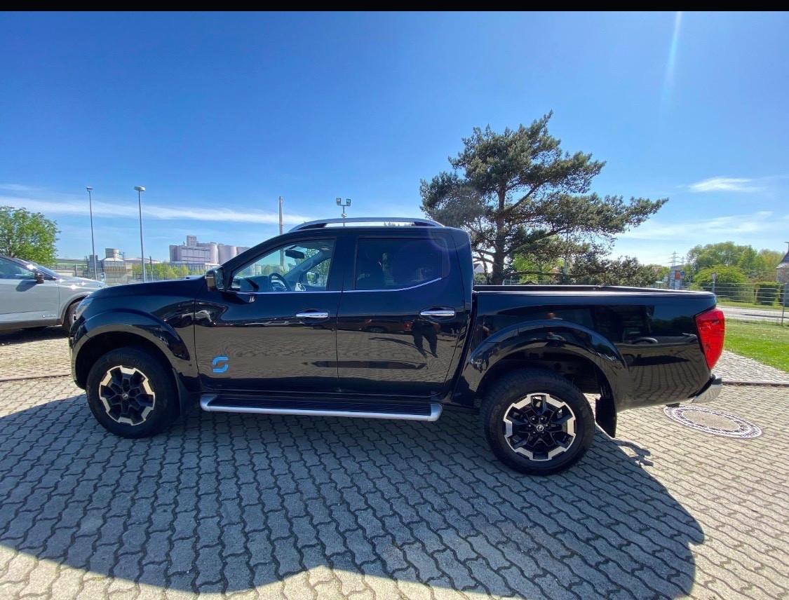 Nissan Navara 2.3 dCi 190 CV 4WD Double Cab N-Guard Cambio 6M