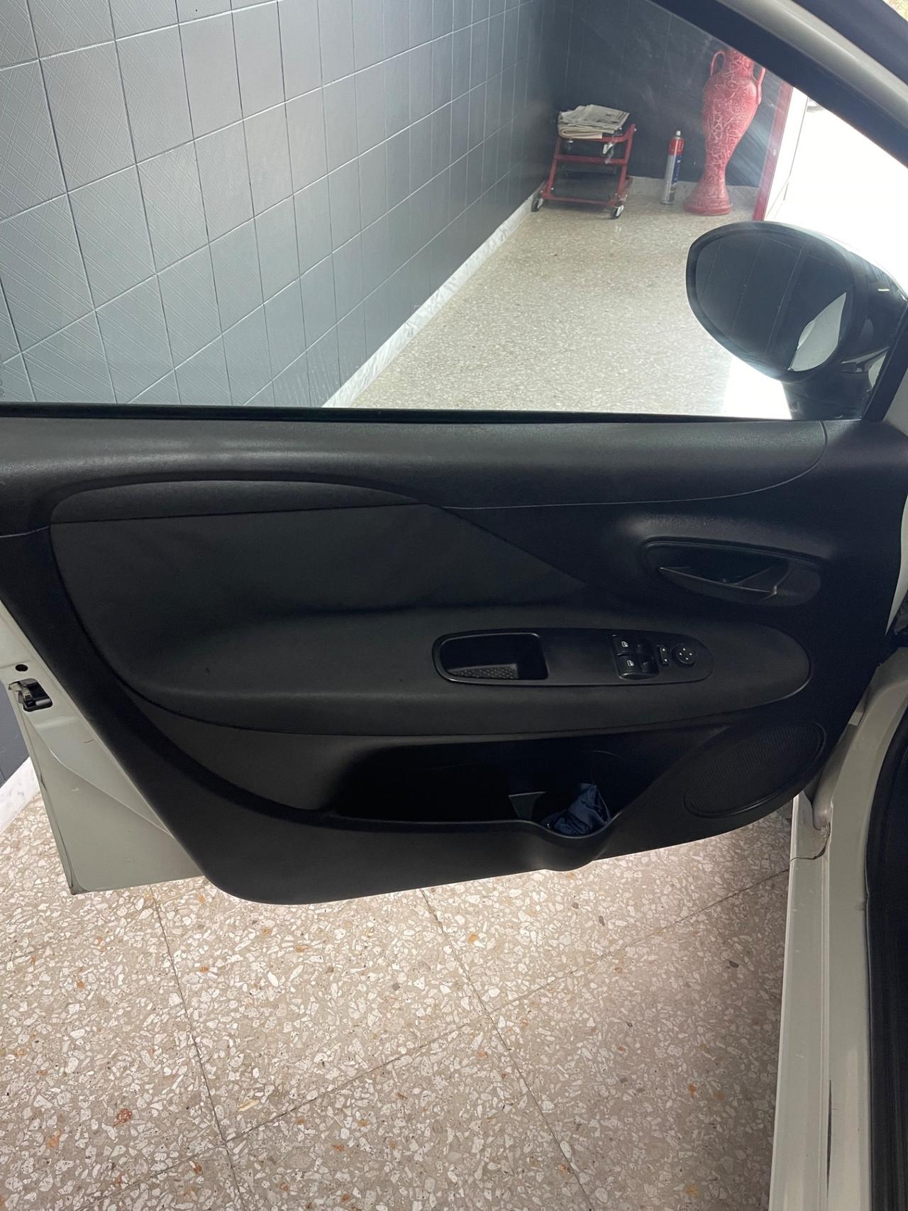 Fiat Punto Evo 1.4 5 porte Emotion GPL