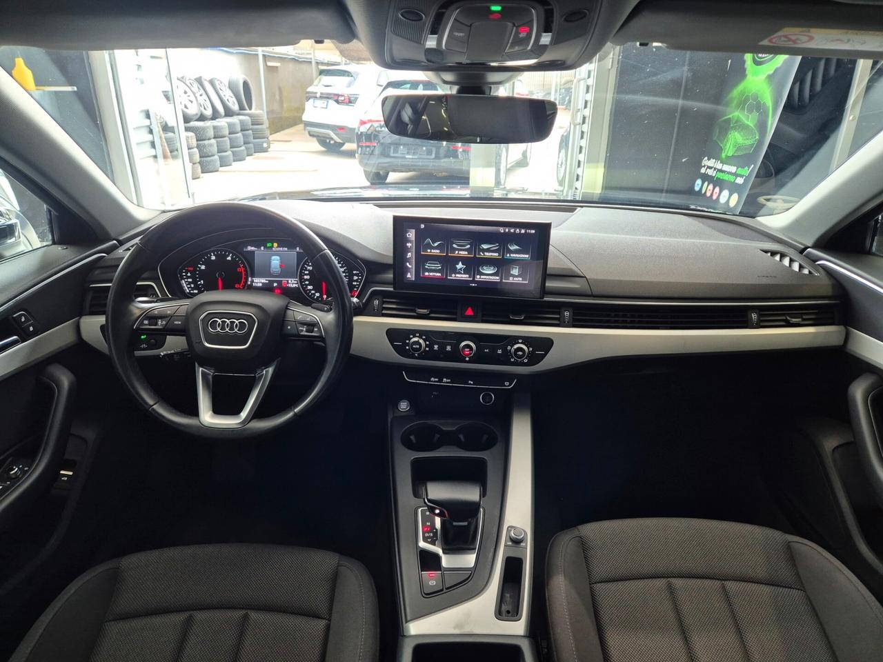 Audi A4 30 TDI/136 CV S tronic Business Advanced