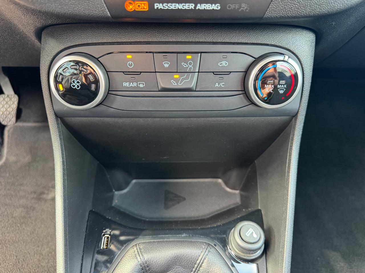 Ford Fiesta 1.1 75 CV GPL 5P Titanium NEOPATENTATI