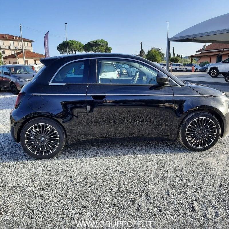 FIAT 500 La Prima Berlina 320 42 kWh