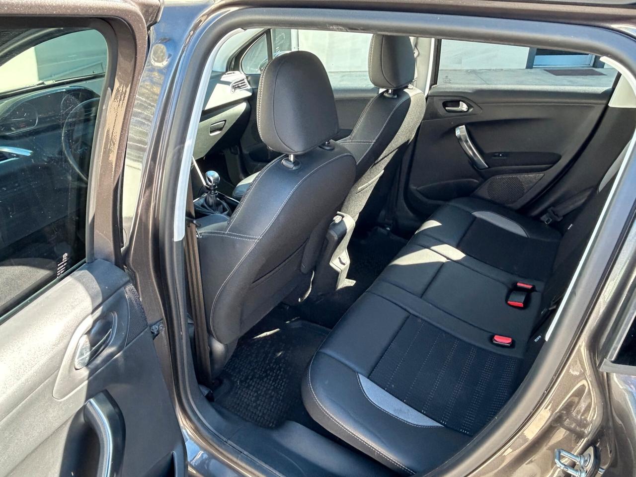 Peugeot 2008 1.6 BlueHDi 120 cv S&S Allure