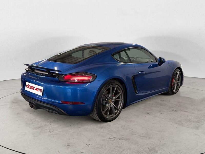 Porsche 718 Cayman S