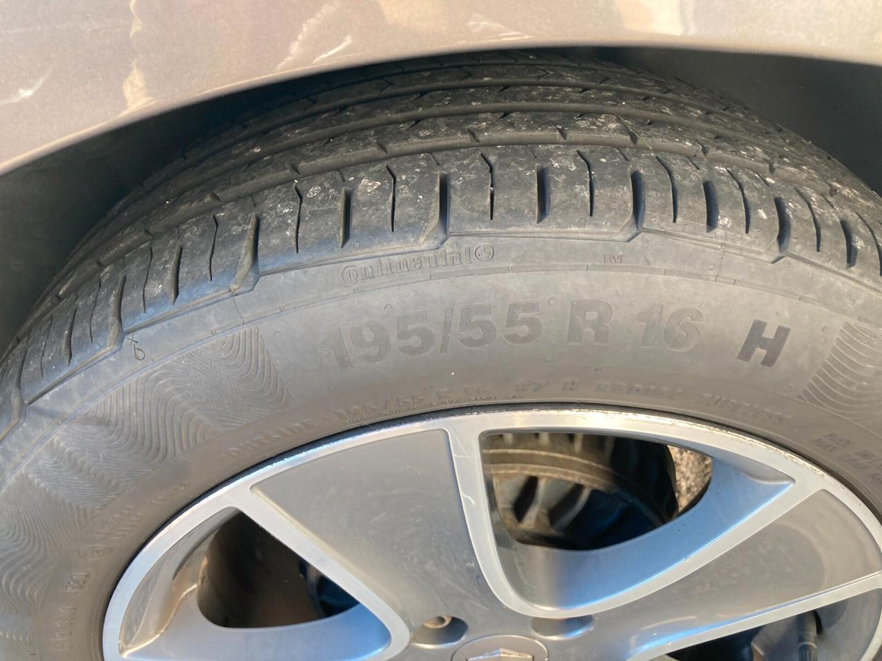 Renault Clio Sporter 1.5 dCi 8V 90CV EDC Energy