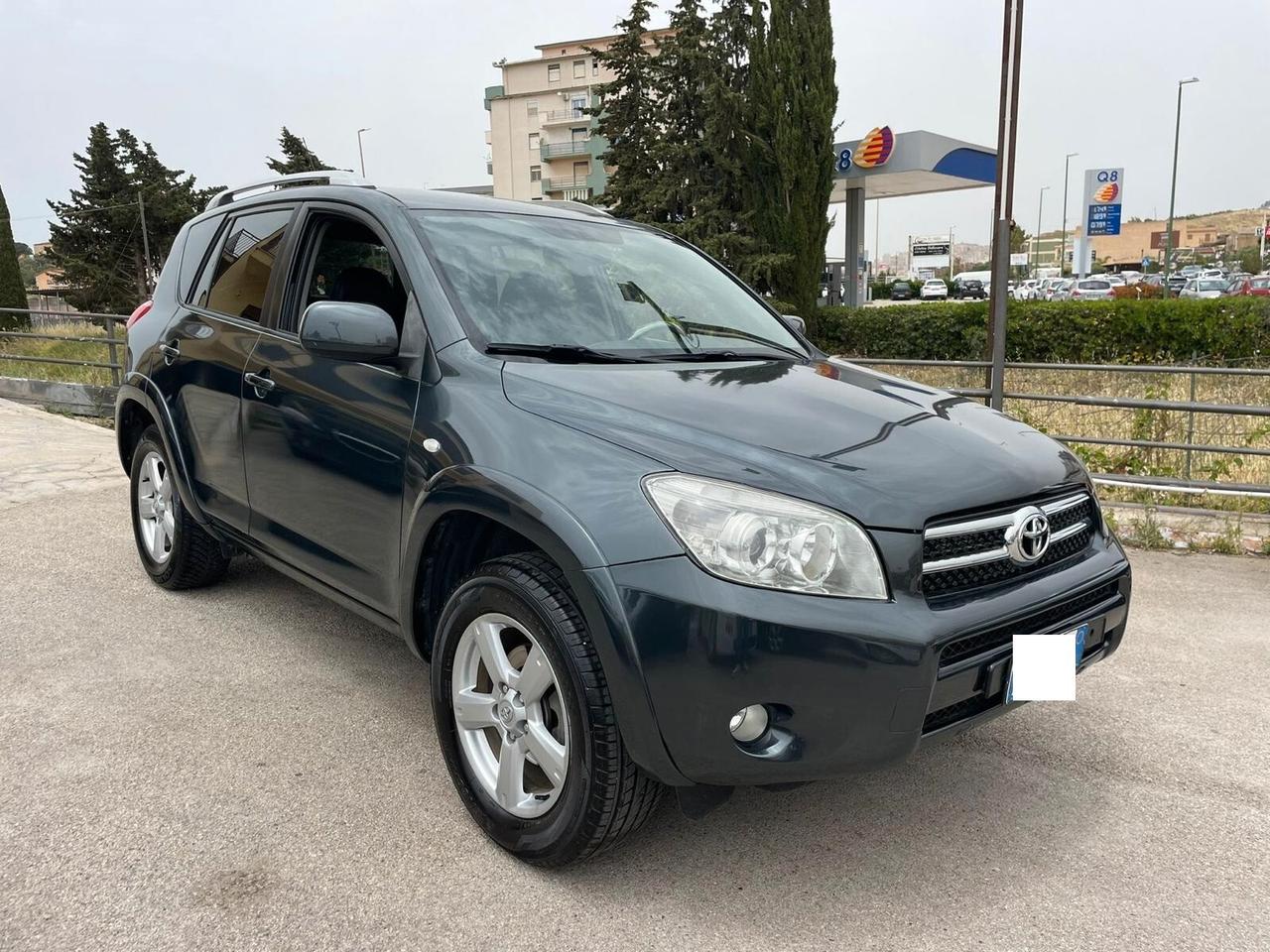 Toyota RAV 4 Crossover 4X4 2.2 D-Cat 177 CV Luxury