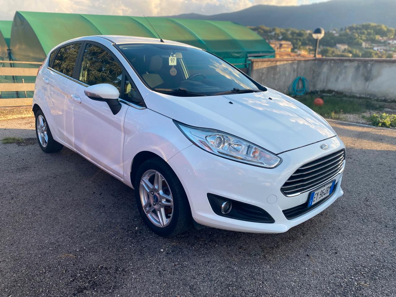 Ford Fiesta 1.5 TDCi 75CV 5 porte Titanium