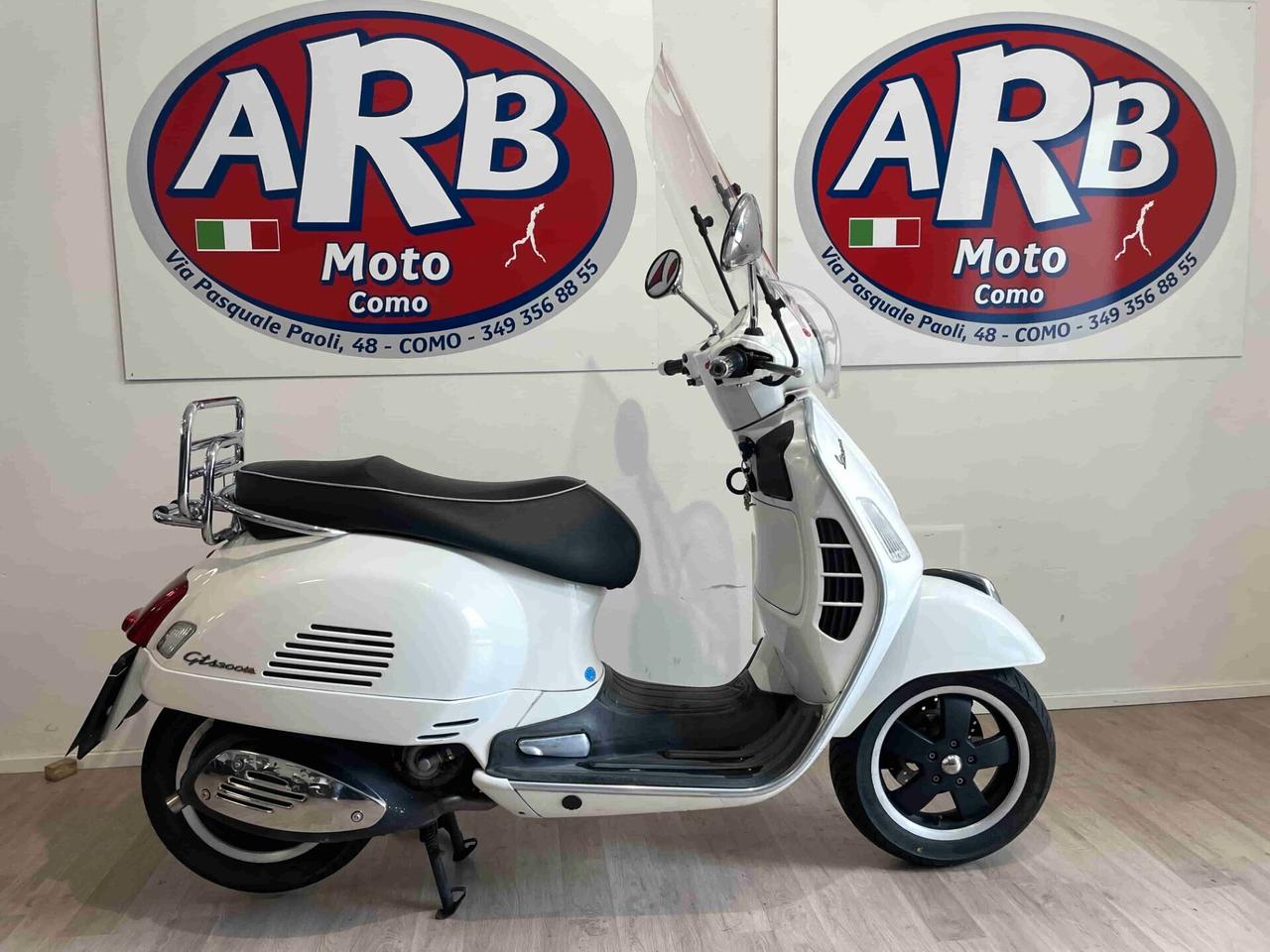 Piaggio Vespa 300 GTS 300ie