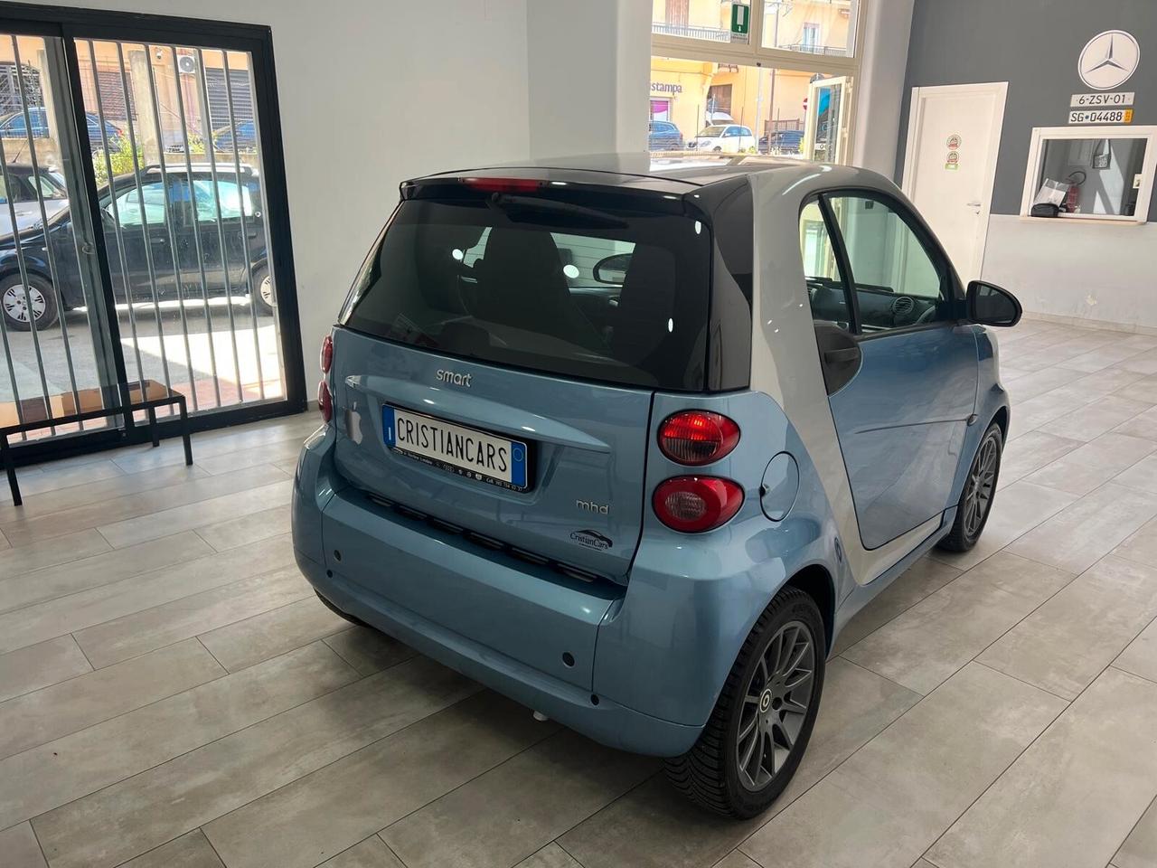 Smart ForTwo 1000 52 kW MHD coupé passion