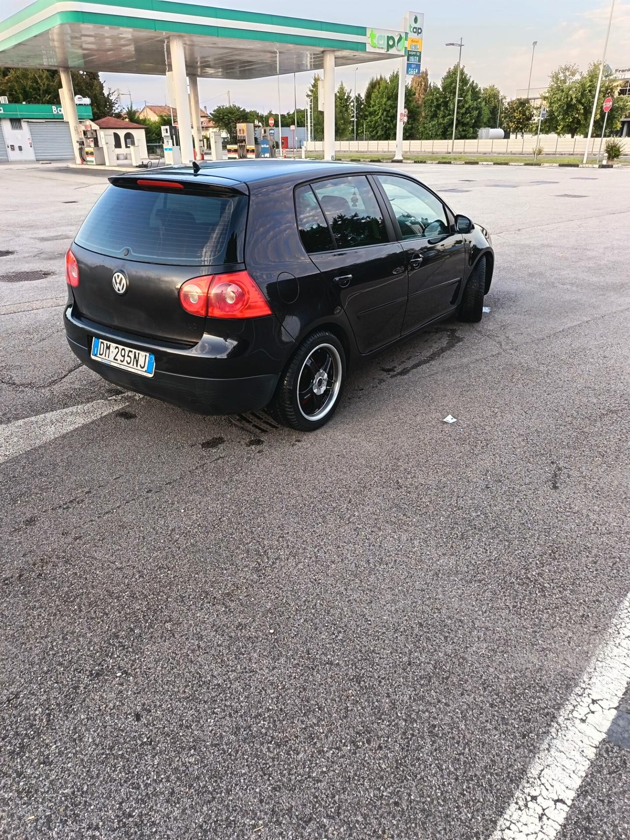 Volkswagen Golf 2.0 TDI DPF 5p. GT Sport