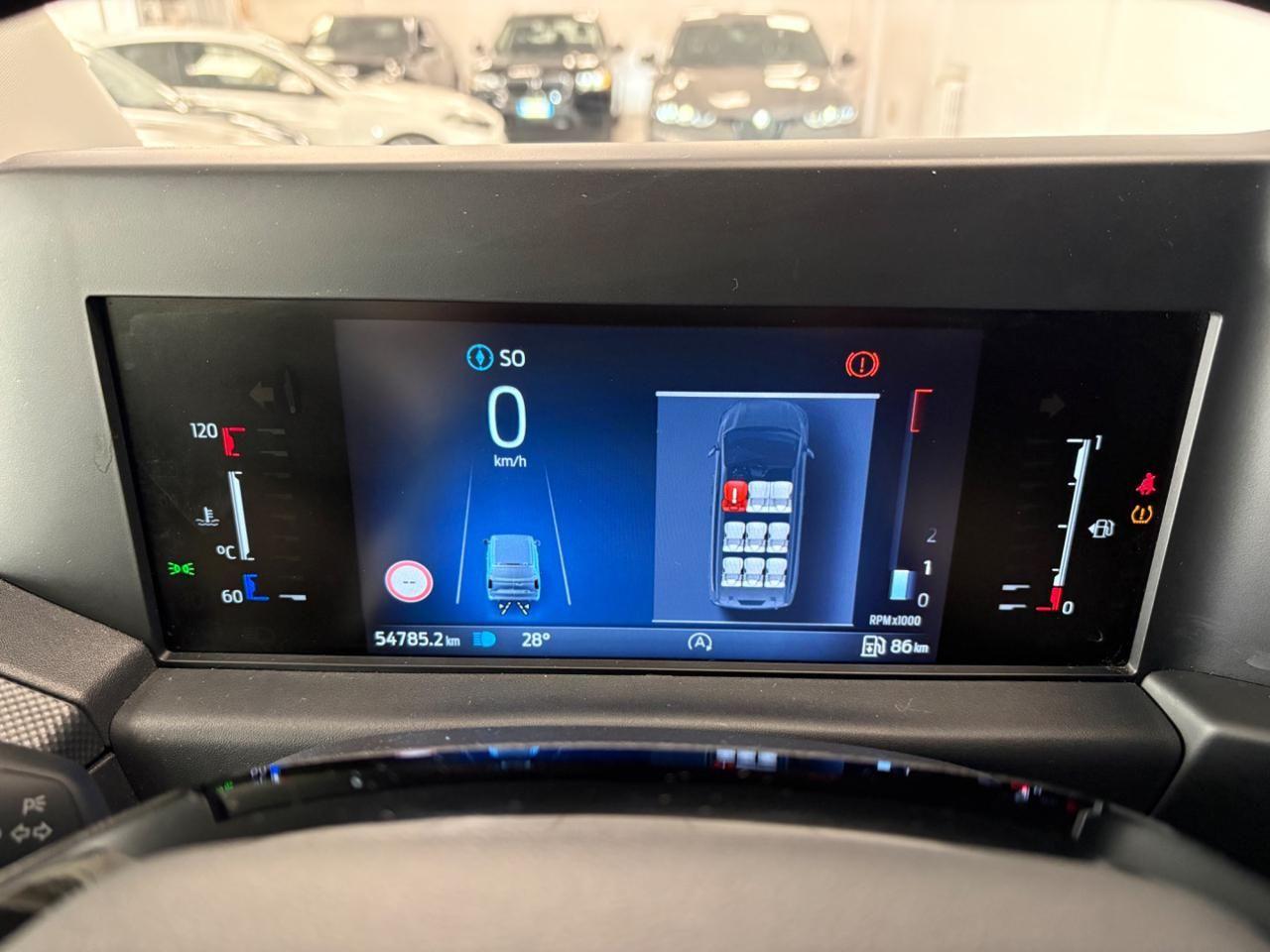 Ford Transit Custom 320 2.0 EcoBlue 136CVCombi 9 POSTI €24900+IVA