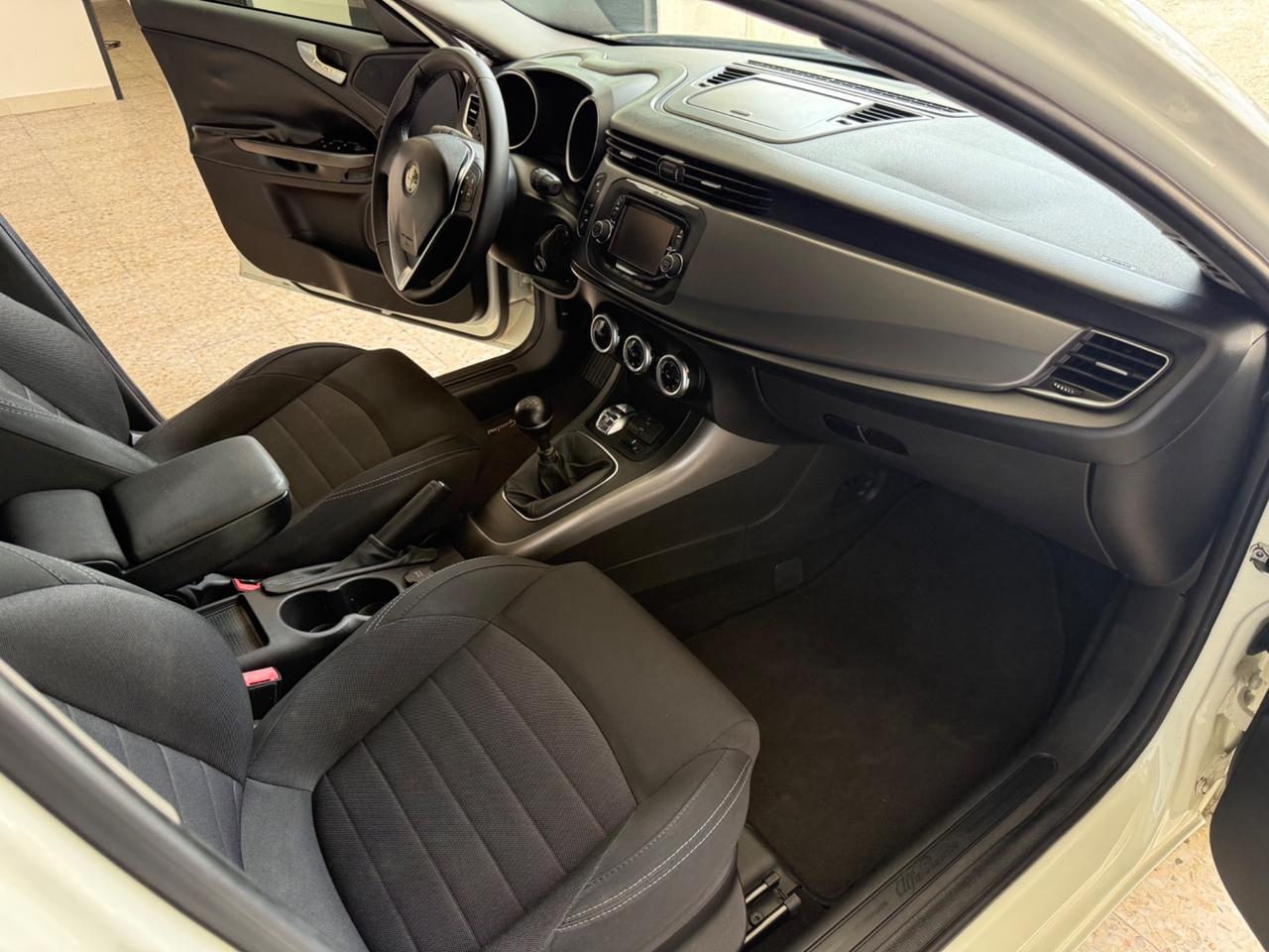Alfa Romeo Giulietta 1.6 JTDm 2015