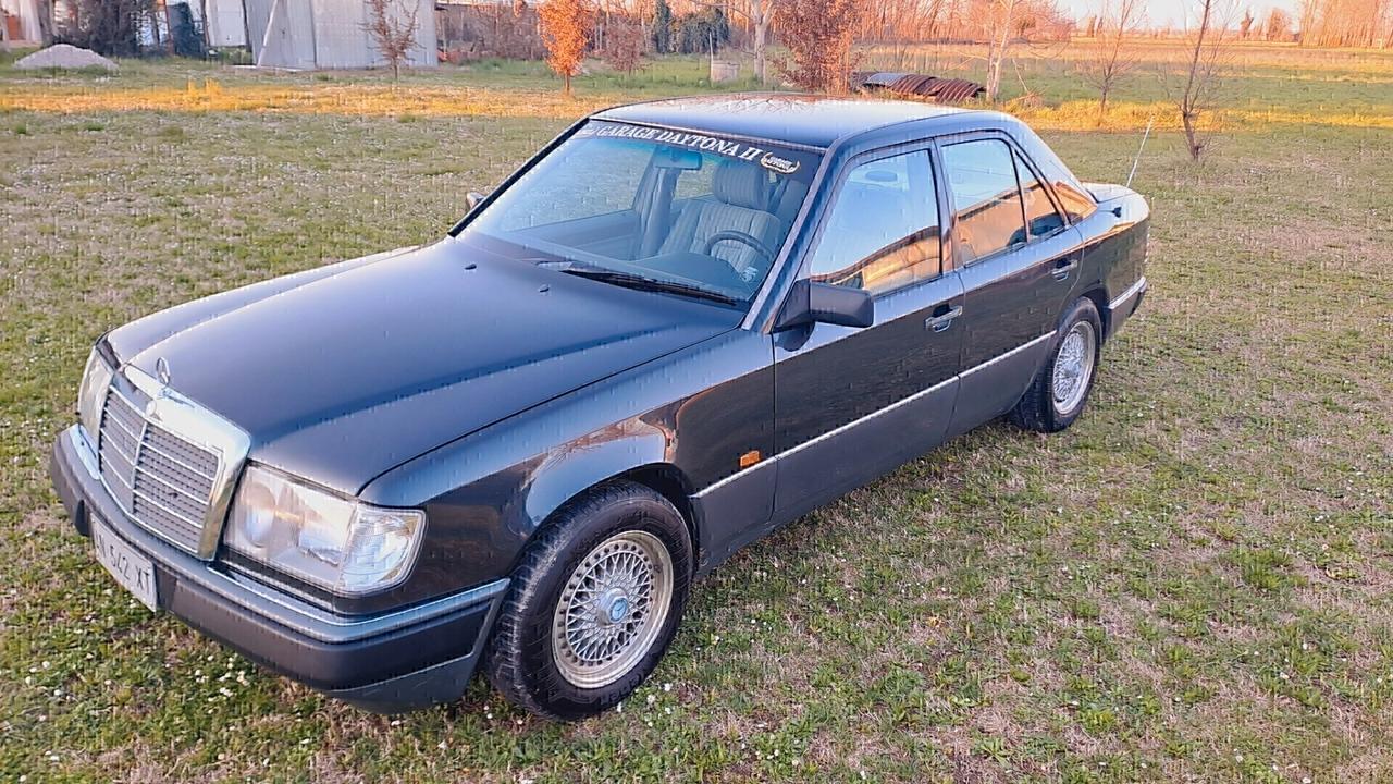 Mercedes-benz E 250 250 TD iscritta ASI