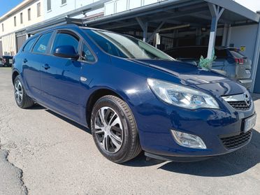 Astra 1.7 CDTI 110CV Sports Tourer Elective