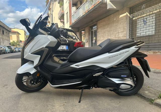 HONDA Forza 350
