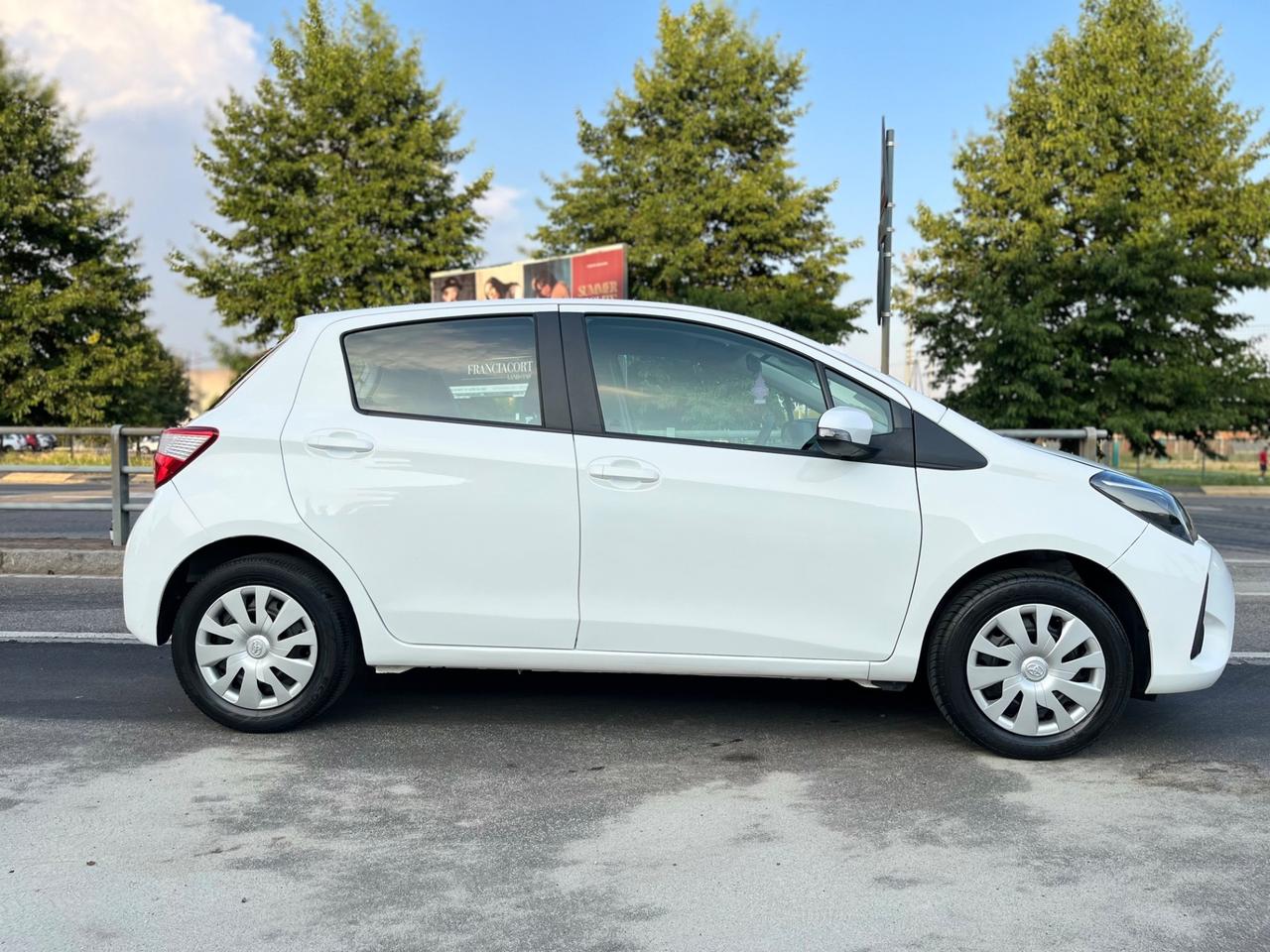 Toyota Yaris 1.0 5 porte Active