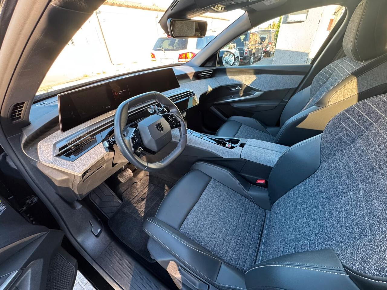 Peugeot 3008 ALLURE-PERMUTA