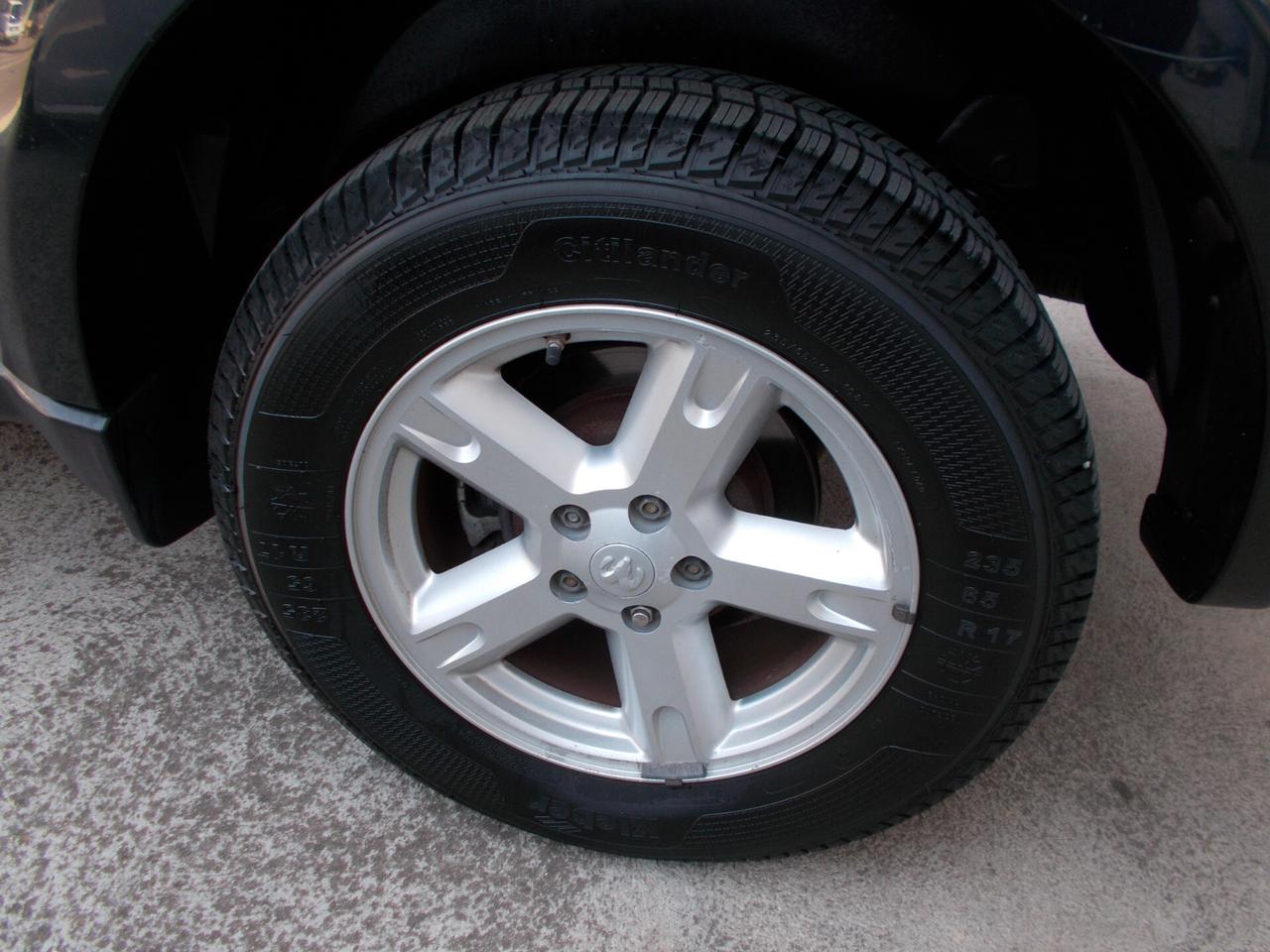 Dodge Nitro 2.8 CRD DPF SE 4WD