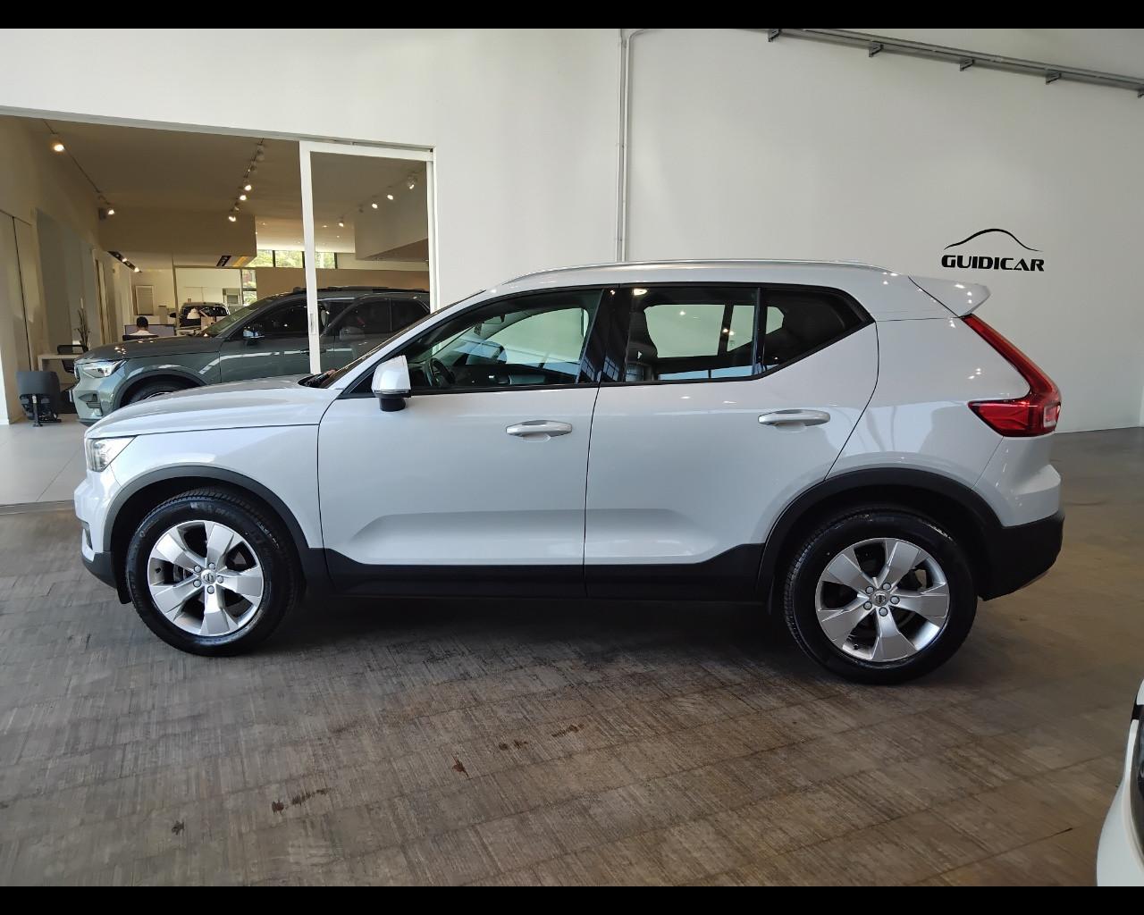VOLVO XC40 - XC40 1.5 t2 Momentum Pro auto my21