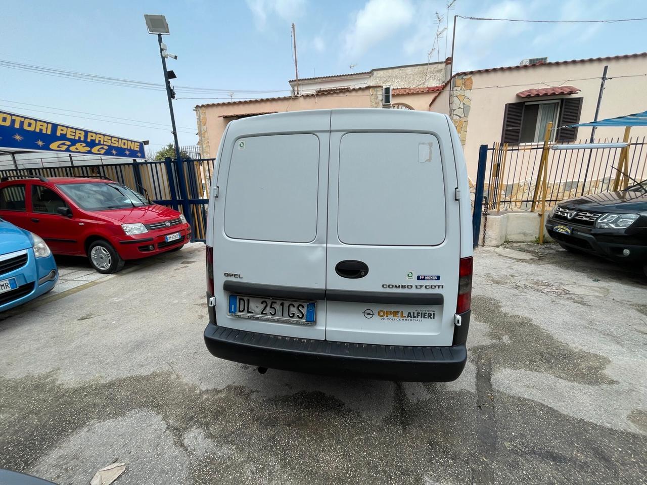 Opel Combo 1.7 CDTI 101CV 3p. Van