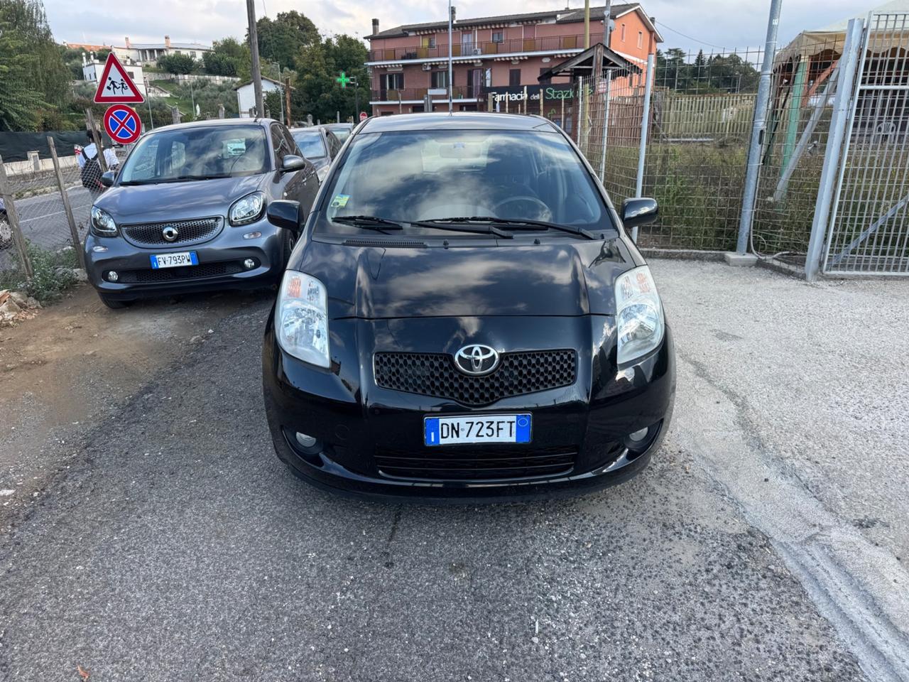 Toyota Yaris 1.3 5 porte Sol NEOPATENTATI