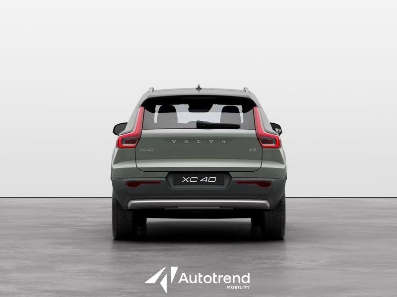 Volvo XC40 B3 163+11 CV Mild Hybrid Automatico Core N1 Autocarro