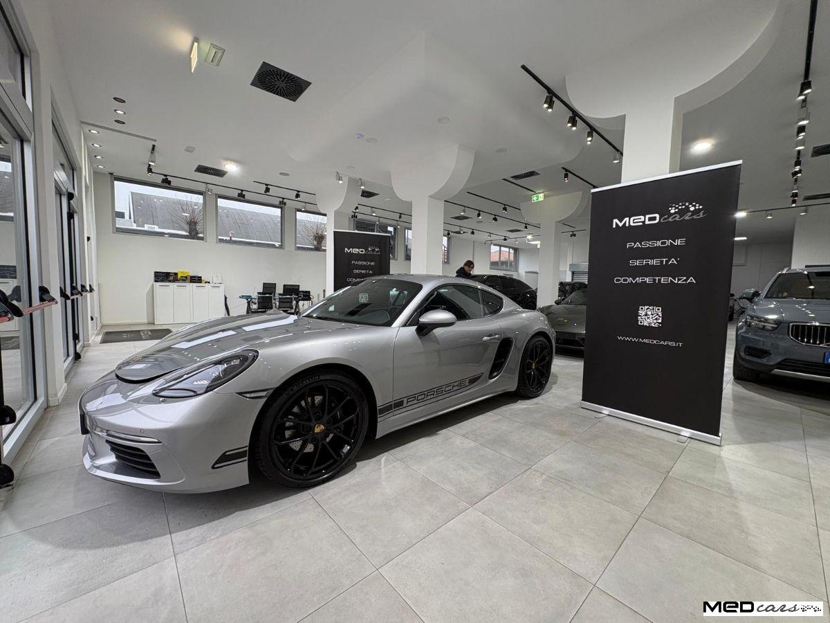 PORSCHE - 718 CAYMAN STYLE EDITION