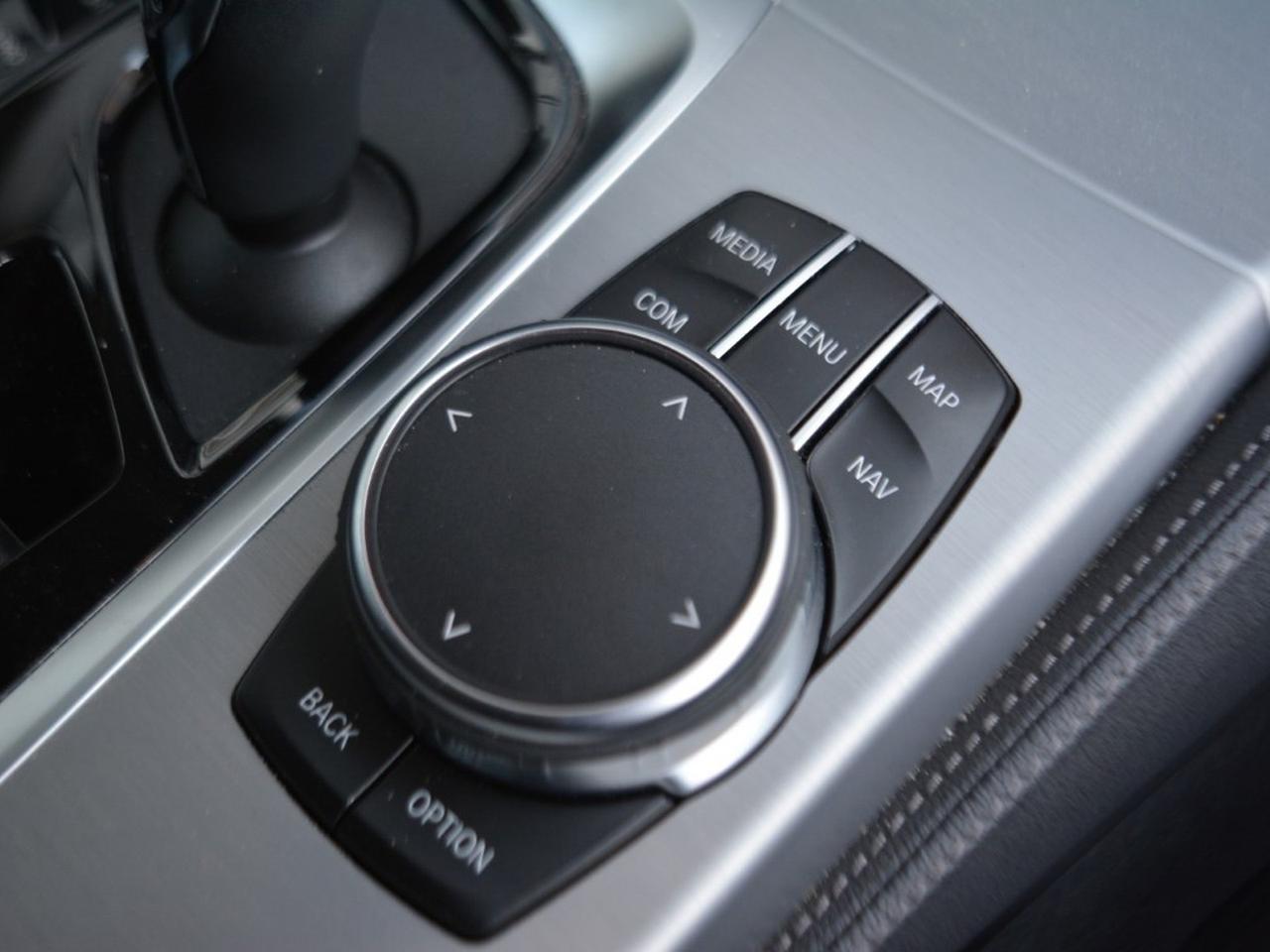 BMW Serie 5 touring 518d mild hybrid 48v luxury steptronic